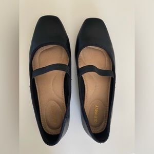 Mary Jane Flats | Old Navy | 7